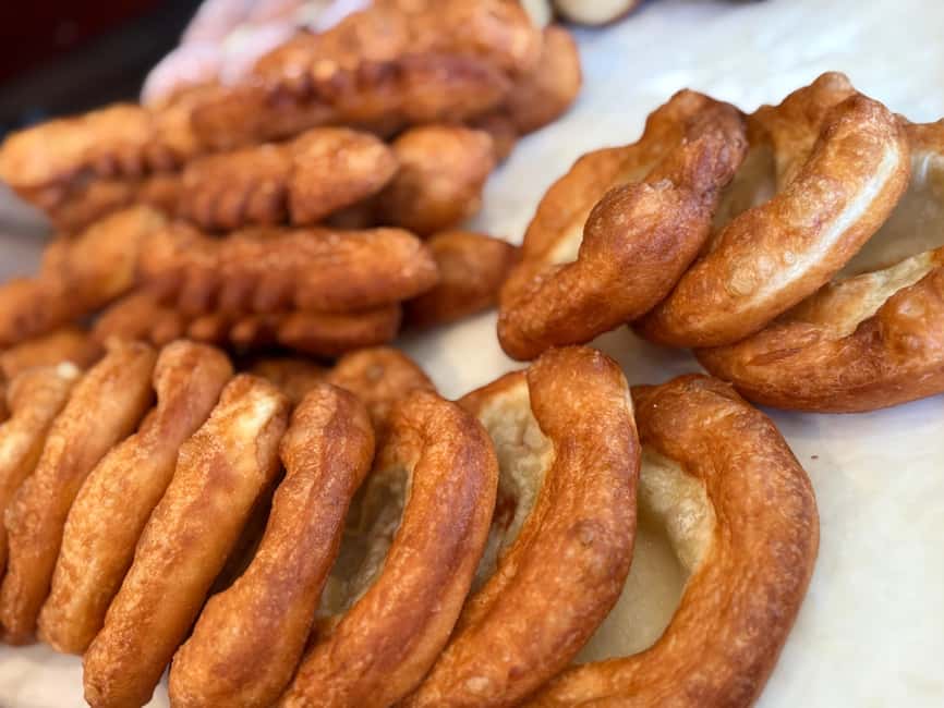 Munich: Viktualienmarkt Food Tasting Tour in German - Key things to know before you book