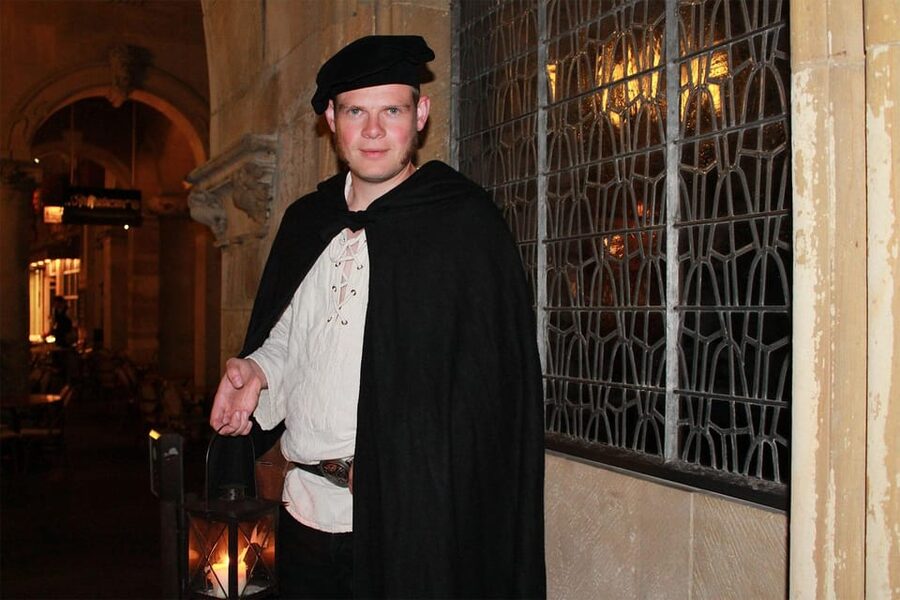 Münster: Night watchman tour through the picturesque old town by lantern light - Key points to know before you book
