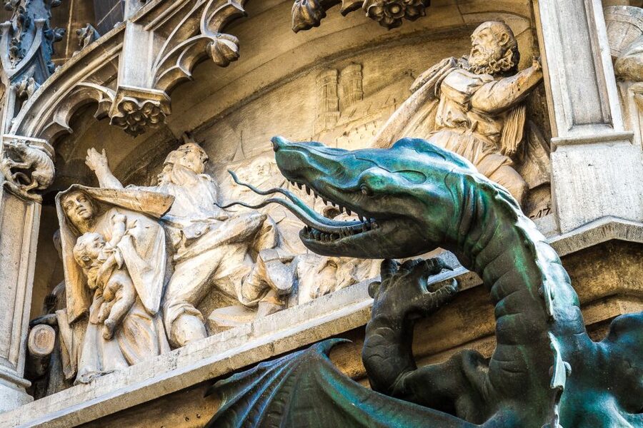 Mystic Munich - Sagas and Legends of the Old Town - Starting beneath the Old Town Hall