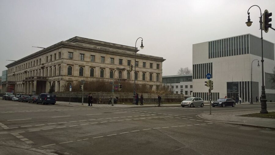 National Socialism WWII with licensed guide - private tour - Why Munich is the right place for this difficult subject
