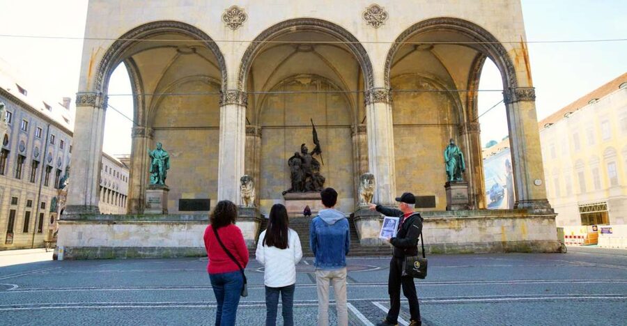National Socialism WWII with licensed guide - private tour - Through the Court Garden and toward resistance