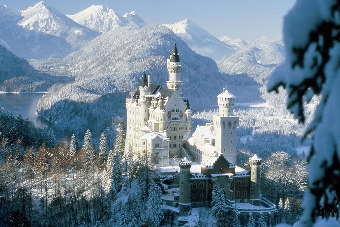 Neuschwanstein Castle Ticket With Audio Guided Tour - The Füssen meeting point needs attention