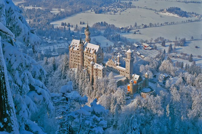Neuschwanstein Castle Tour from Munich - Arriving in Schwangau and facing the uphill walk