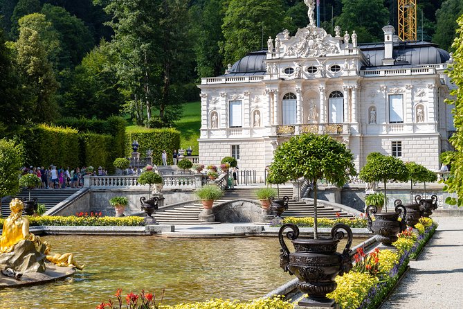 Neuschwanstein & Linderhof Castle-Fairytale Day Tour from Munich - Mary’s Bridge delivers the famous view
