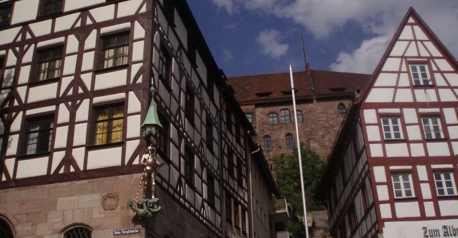Nuremberg: 1.5-Hour Private Tour through Historical Old Town - Why a private 90-minute walk works well