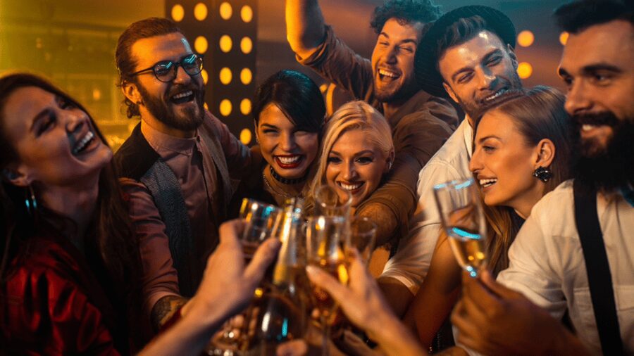 Nuremberg: Bar and Club Tour with Free Shots and Free Entry - Key points to know before you book