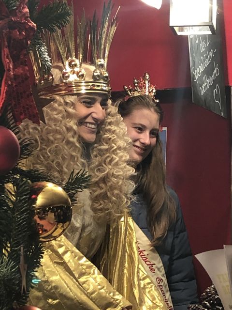 Nuremberg: Christmas City Culinary Tour - Hauptmarkt and the famous Christkindlesmarkt