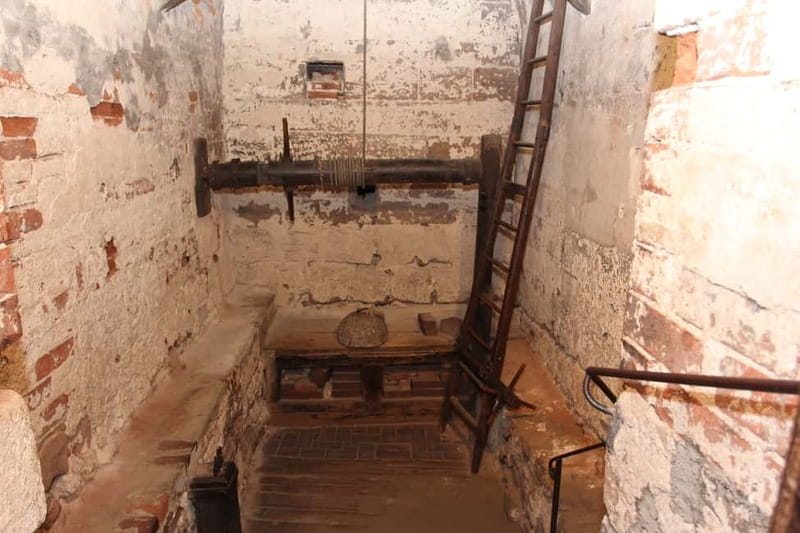 Nuremberg: Medieval Dungeons Guided Tour - Should you book the Nuremberg dungeons?