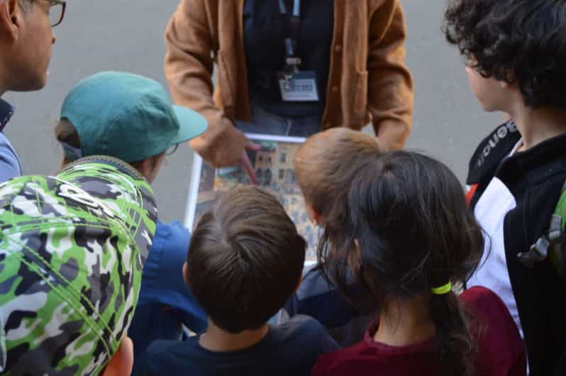 Nuremberg: Medieval Time Travel for Kids - Hauptmarkt and the Christmas market setting