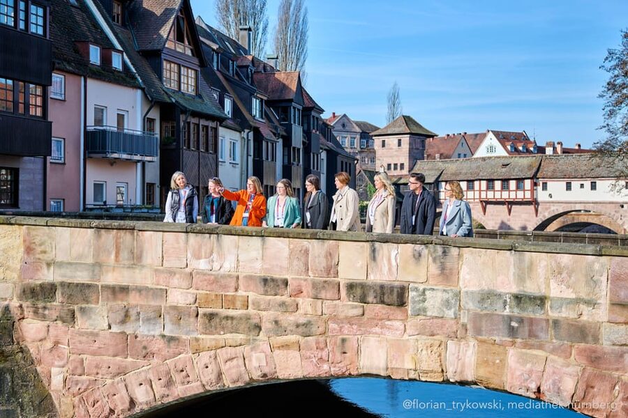 Nuremberg: Old Town Guided Walking Tour - Starting at Hauptmarkt 18, not just anywhere in the square