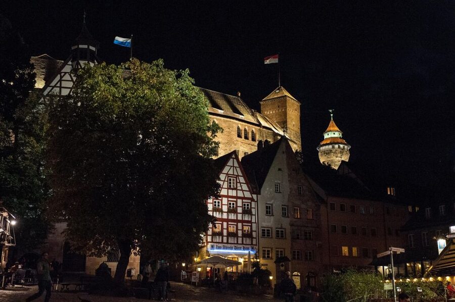 Nuremberg: Private guided tour of the Old Town in German - Who will get the most from this Old Town walk?