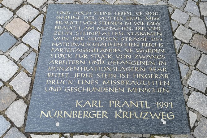 Nuremberg Third Reich Tour in Spanish - Katharinenkirche: ruins, liberation, and reconstruction