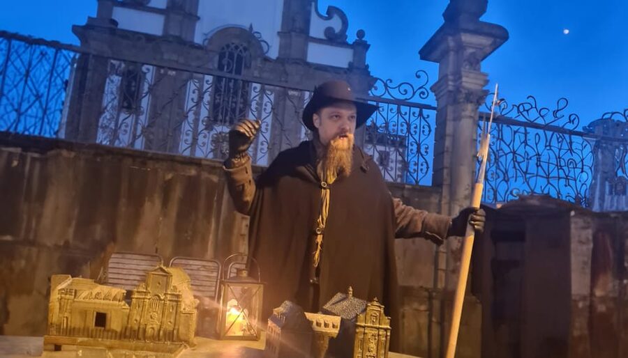 Paderborn: "Beschwipste" Nachtwächter-Führung (mit Umtrunk) - Meeting the night watchman at Marktkirche