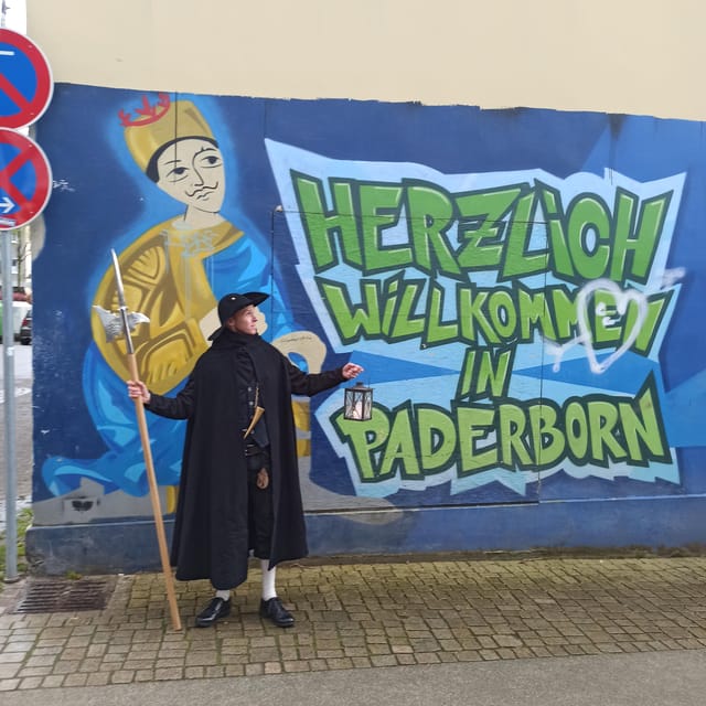 Paderborn: Nachtwächter-Führung (Erlebnistour) - Live acting, lanterns, and the German-only format