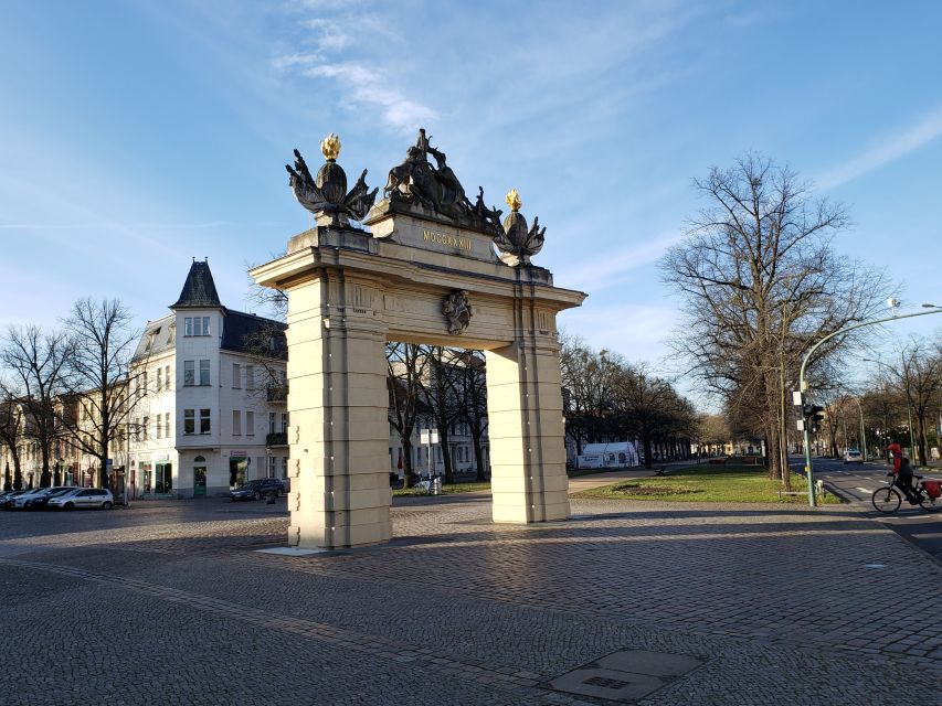 Potsdam: Private Walking Tour of Potsdam and Sanssouci - Meeting your guide at Potsdam Hauptbahnhof