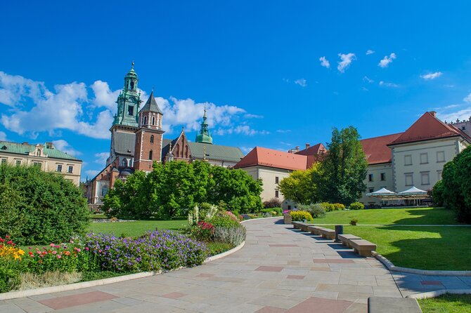 Private 3-Day Tour from Berlin to Krakow Auschwitz Poland - Why this private Berlin to Krakow trip works