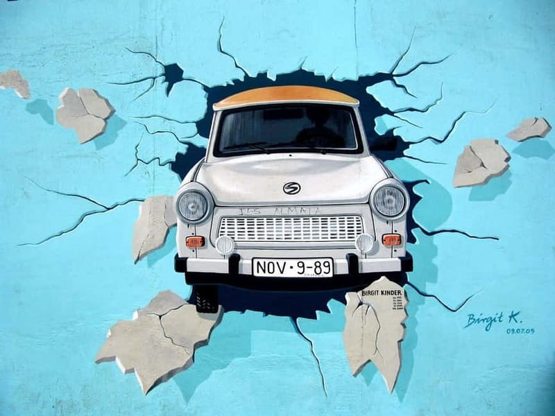 Private Alternative Berlin Tour -Murals, Graffiti and Squats - Alexanderplatz and Haus Schwarzenberg