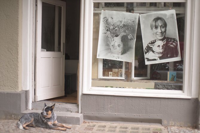 Private Analogue Photography Experience in Berlin - Learning an analogue camera before riding out
