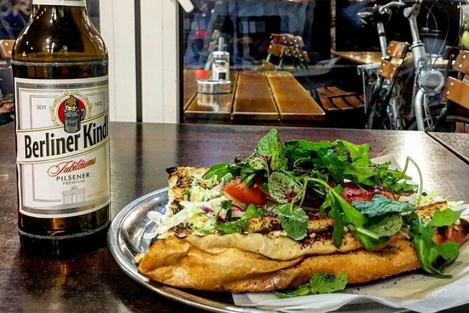 Private Berlin Bites & Historical Highlights - 2,5hrs - Who Should Book This Private Mitte Experience?