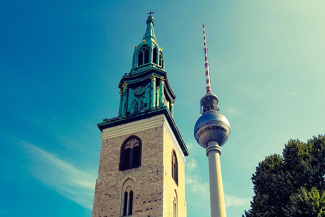 Private Berlin City Center Walking Tour - Museum Island and the final stretch
