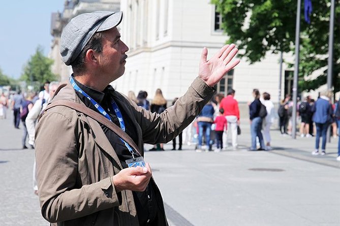 Private Berlin Custom Half-Day Tour with Private Driver and Guide - Berlin Wall memorial sites: where the past feels closest