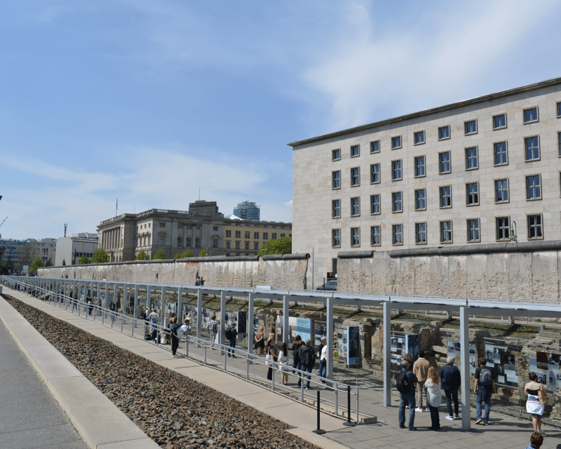 Private Berlin In a Day History Tour With Expert Guide - How the walking pace and private format work