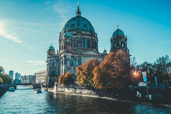 Private Berlin Walking Tour - Brandenburg Gate: Berlin’s famous opening scene