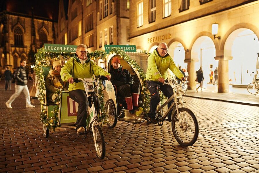 Private Christmas Tour in Münster including Glühwein - Key Points