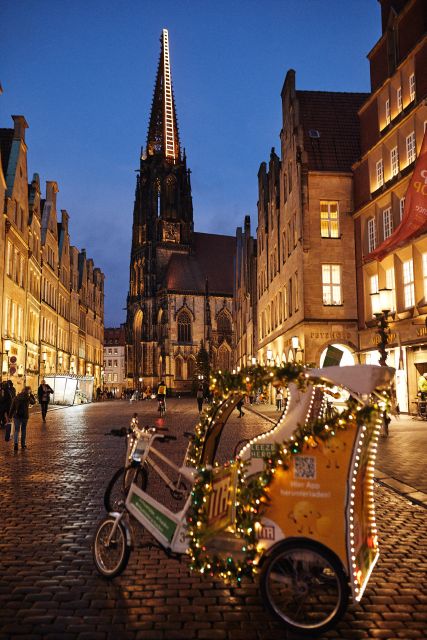 Private Christmas Tour in Münster including Glühwein - Connecting Six Markets Without Wearing Out Your Shoes