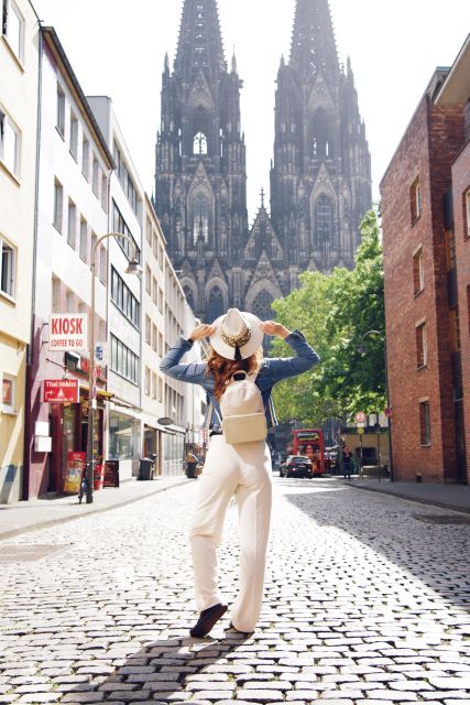 Private photoshoot in Cologne - The price and what you receive for $170