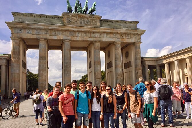 Private Taxi Tour of Berlin East and West and Neighbourhood approx. 4-6h - Government buildings along the Spree