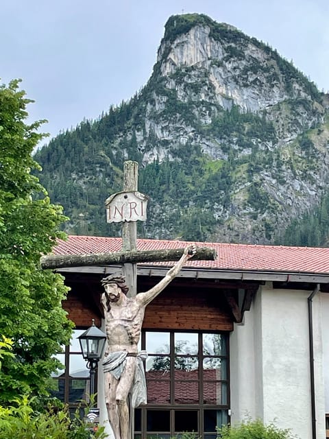 Private tour to Neuschwanstein castle from Munich - What the castle visit feels like