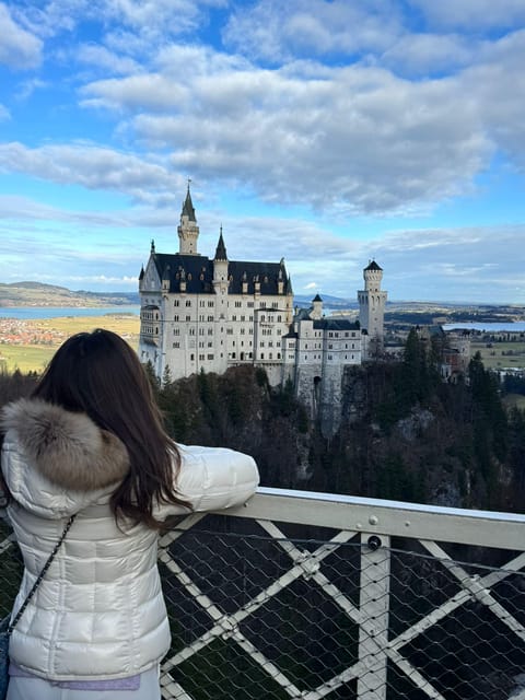 Private tour to Neuschwanstein castle from Munich - Reaching Neuschwanstein with the hard part handled