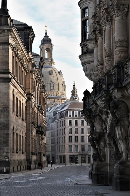 Private trip from Prague to Dresden, Moritzburg & Meissen - What the private car adds to the experience
