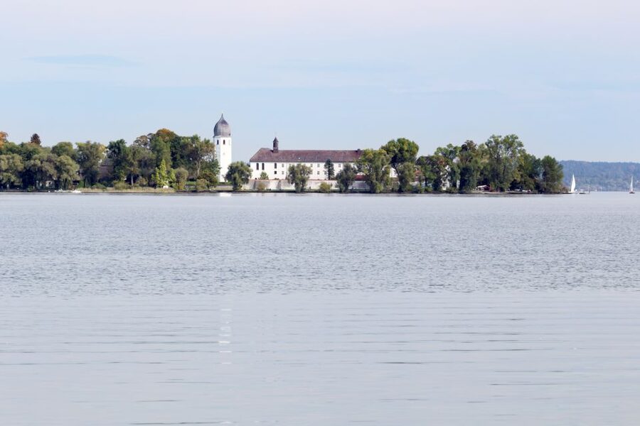 Private Van Tour to the Royal Palace of Herrenchiemsee - Key points at a glance