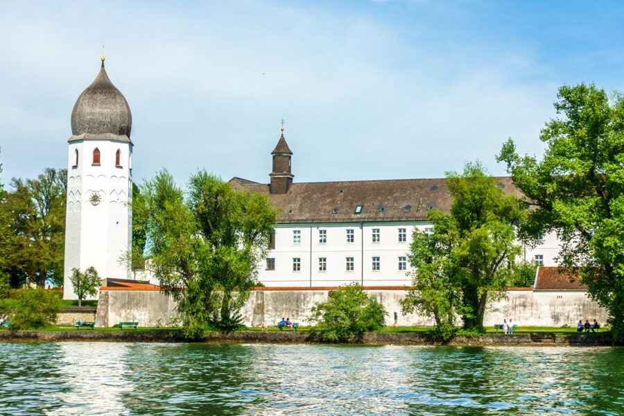 Private Van Tour to the Royal Palace of Herrenchiemsee - Is $510 per person a fair price?