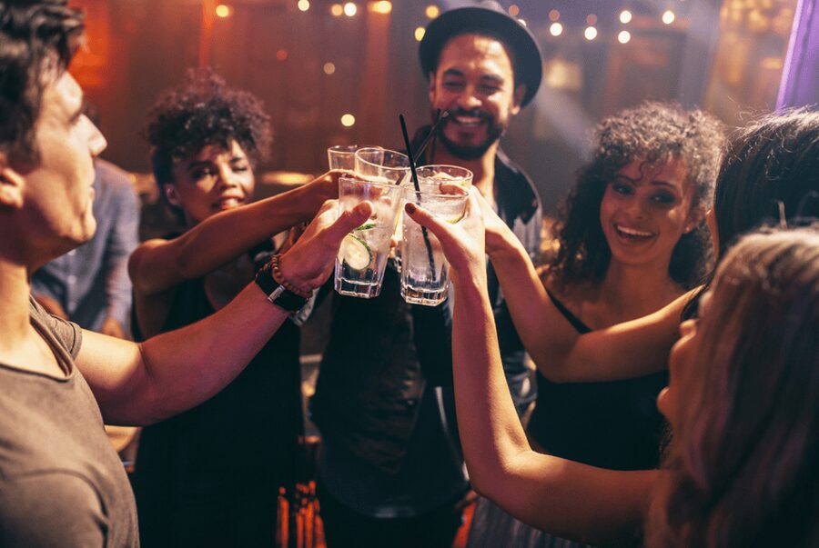 Pubcrawl Augsburg: Tour through best Bars and Clubs in Town - Stop One: A Local Bar and the First Beer