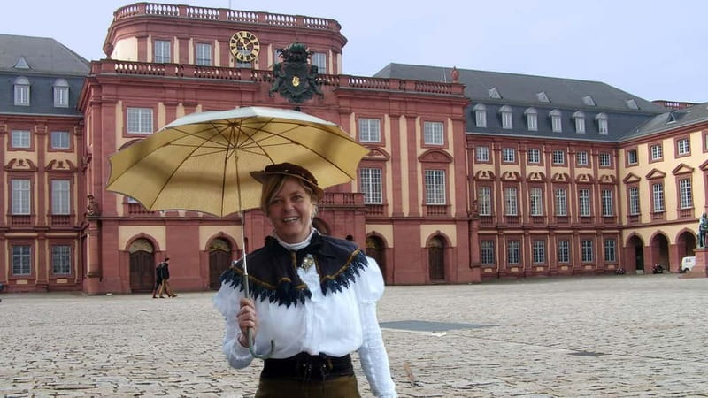 Public tour With Bertha Benz through the city of inventors Costume tour - What the Two-Hour Format Gives You
