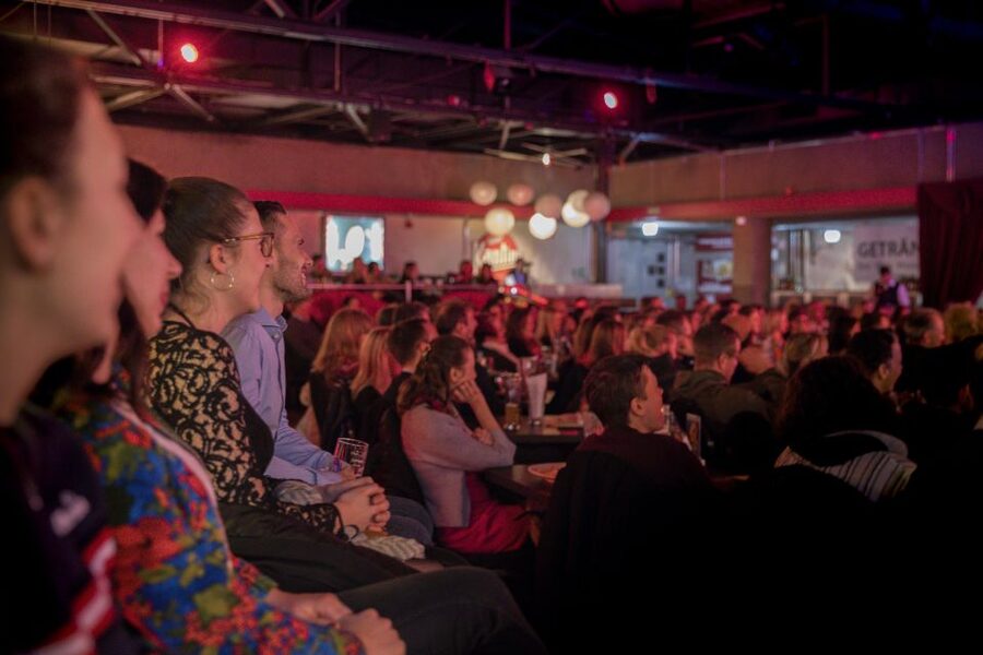 Quatsch Comedy Club München: Die Live Show - German language makes the difference