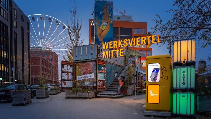 Quatsch Comedy Club München: Die Live Show - Is $41 a good value?