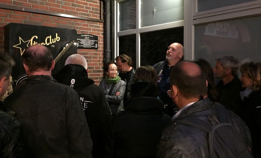Reeperbahn Walking Tour with St. Pauli Local - Starting at the Dancing Towers on Reeperbahn