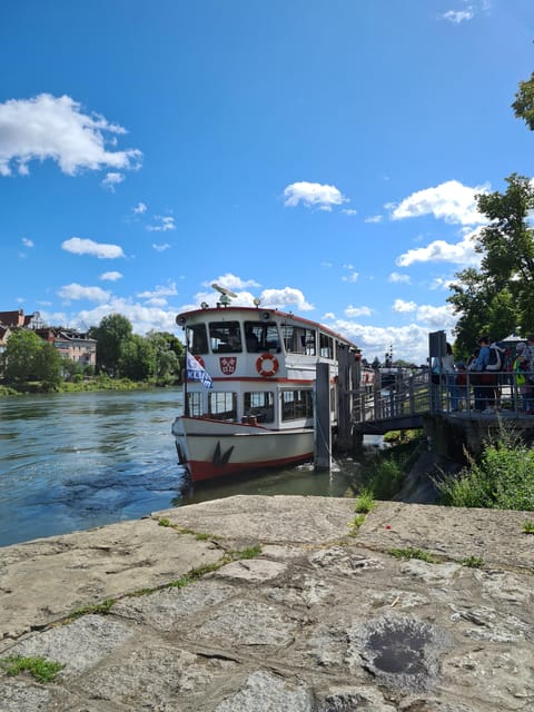 Regensburg: Original Strudelrundfahrt - Key Points At A Glance