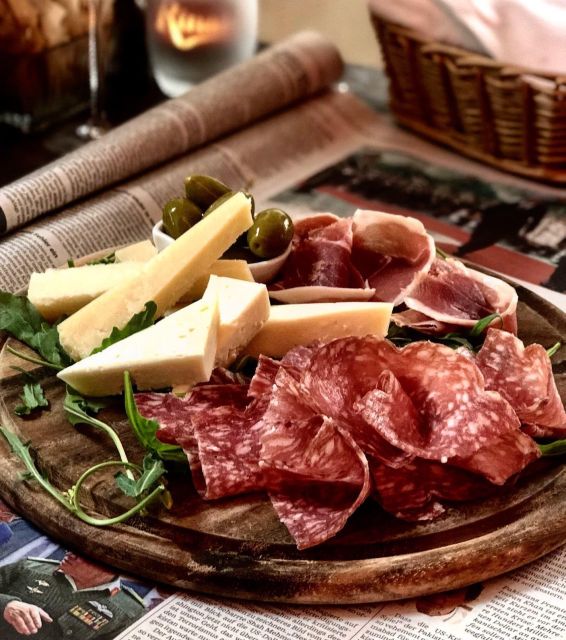 Regensburg: walking tour with italian wines and food tasting - The Less Familiar Places and Local Legends