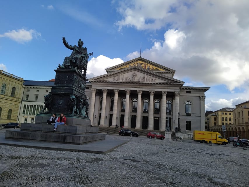 Residence of Munich private tour with skip the line ticket - Meeting your guide near Residenzstrasse 21