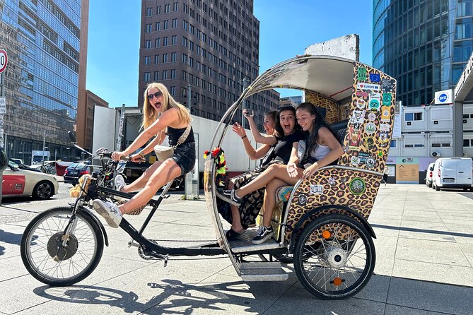 Rickshaw Sightseeing City Tours Berlin - Rikscha Tours - Tiergarten, tanks, and a quick green break