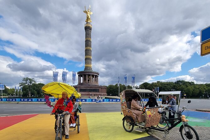 Rickshaw Sightseeing City Tours Berlin - Rikscha Tours - Berlin Wall memories and Checkpoint Charlie