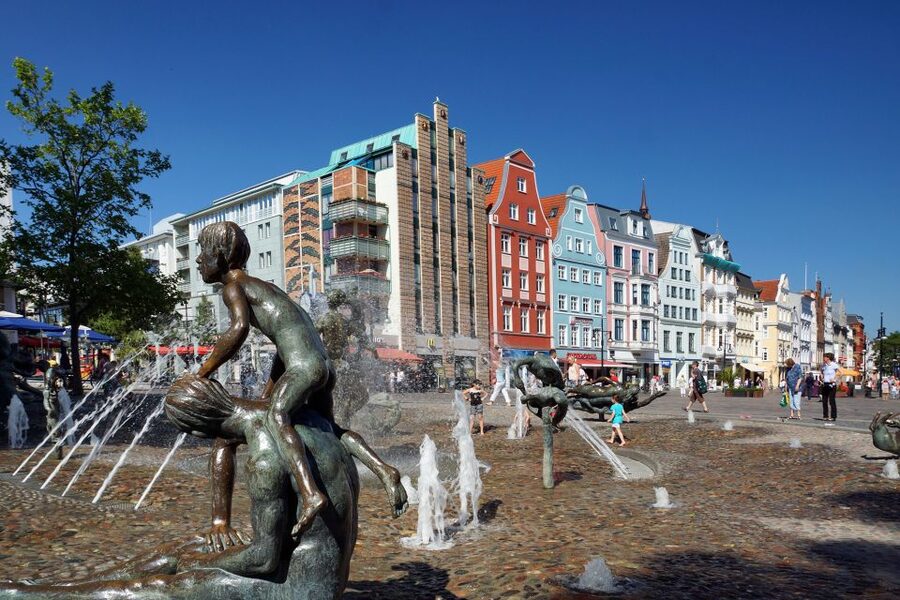 Rostock: City Walking Tour - Starting under Rostock’s Rathaus griffin