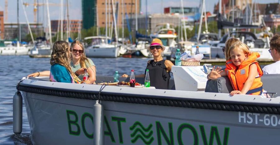 Rostock: Electric Boat Rental on the Warnow River - Comfortable seating for six people