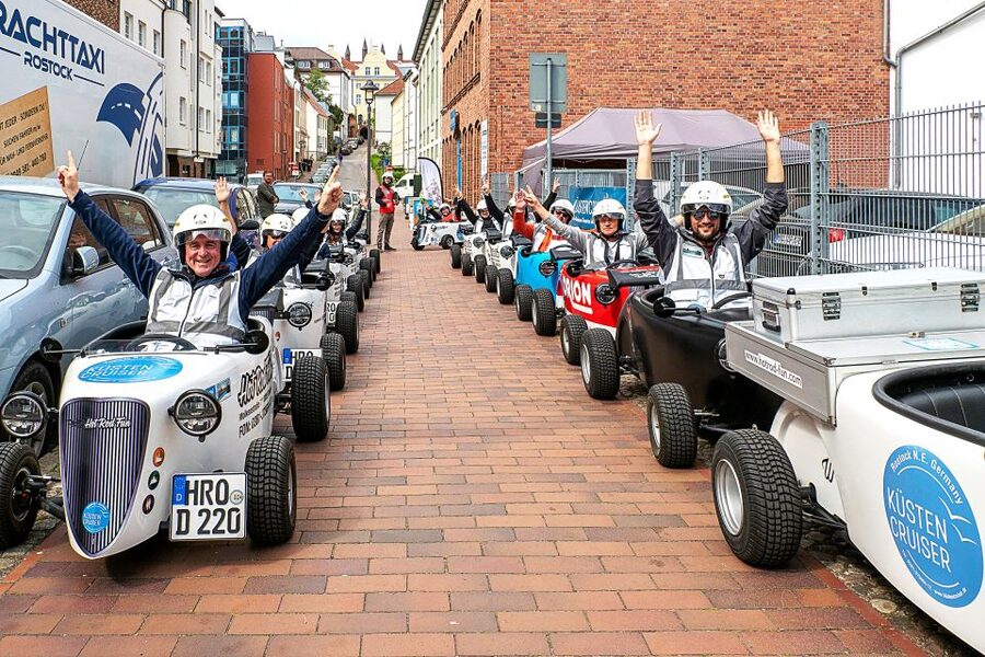 Rostock: Hot Rod Harbor City Tour - How much sightseeing do you really get?