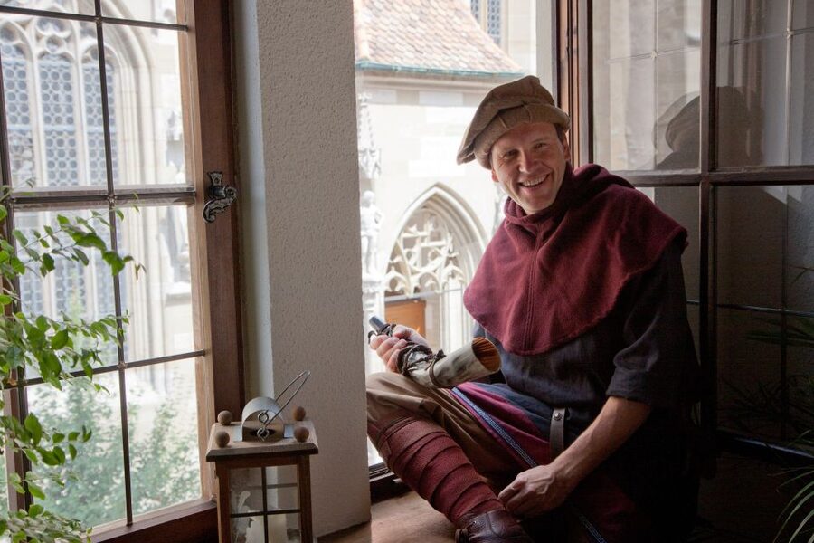 Rothenburg ob der Tauber: Private Old Town Walking Tour - The market square and Rothenburg’s civic heart